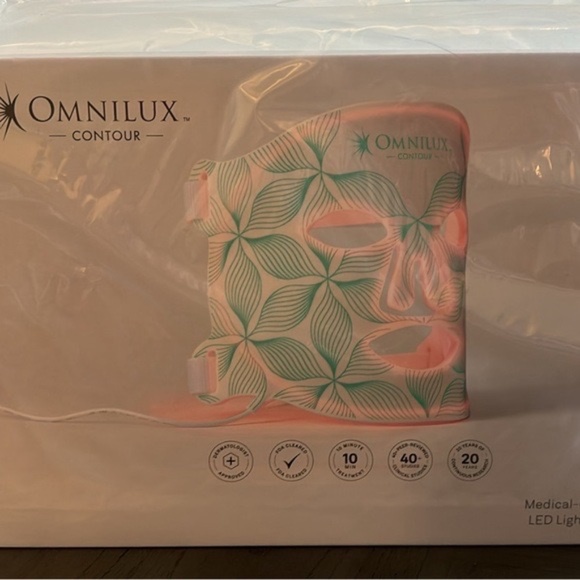 Omnilux Contour Face- Red Light Therapy Mask - Picture 3 of 3
